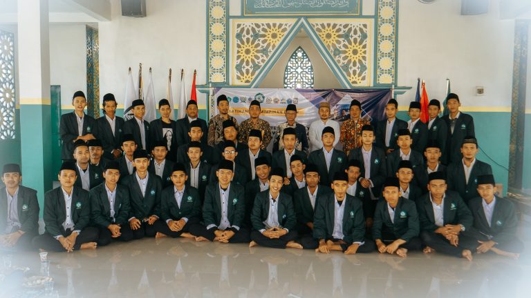 Pelatihan Kepemimpinan Dasar (PKD) IAIFA Kediri 2024 Sukses dengan Beragam Materi dan Narasumber Berpengalaman